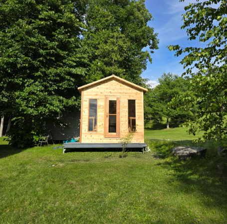 No Porch & No Changeroom